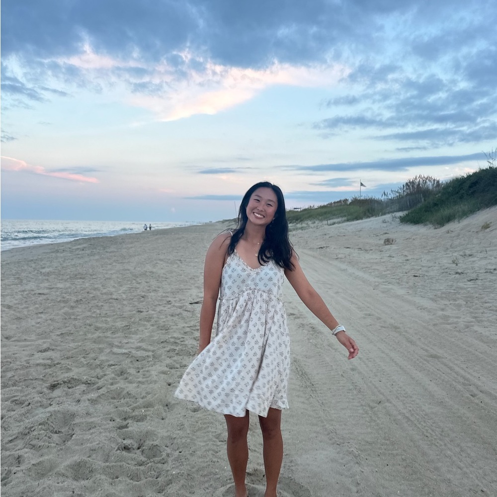 Meet Your Posher, Ella